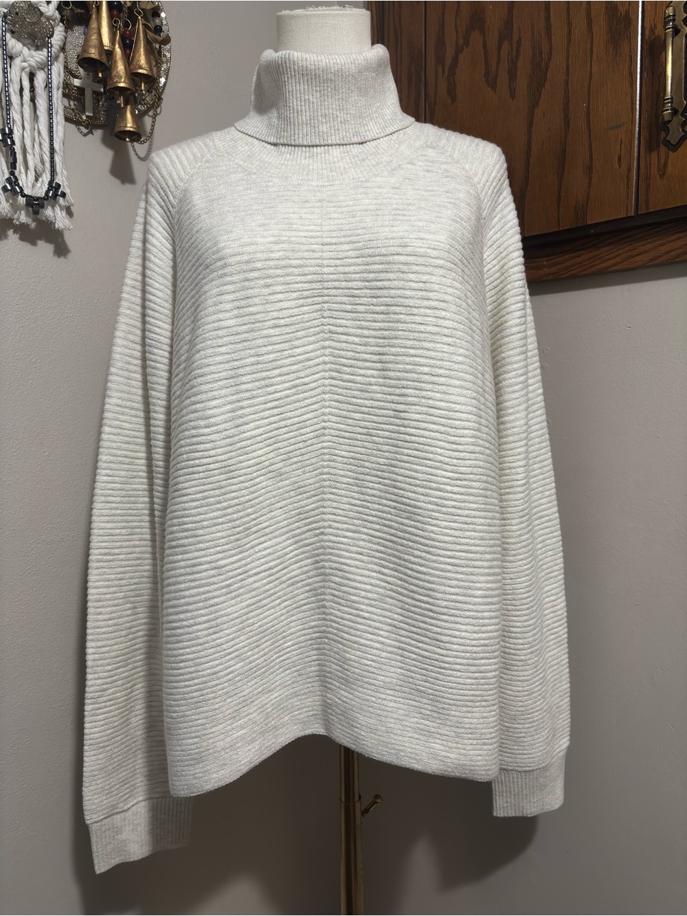 Kuhl Cream Ribbed Turtleneck Sweater size xl